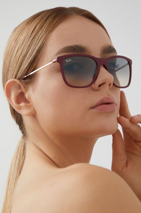 Сонцезахисні окуляри Ray-Ban жіночі колір бордовий Сонцезахисні окуляри Ray-Ban жіночі колір бордовий