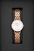 Годинник Daniel Wellington Petite Lumine 28 5-Link жіночий колір золотий