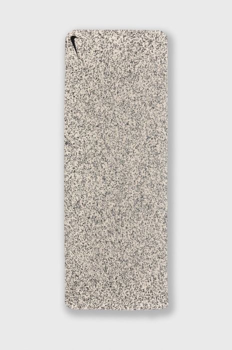 Килимок для йоги Nike колір бежевий Килимок для йоги Nike колір бежевий