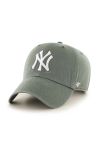 Бавовняна бейсболка 47brand MLB New York Yankees колір зелений з аплікацією (3273467) Бавовняна бейсболка 47brand MLB New York Yankees колір зелений з аплікацією (3273467)