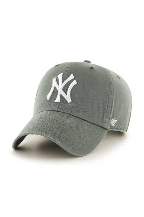Бавовняна бейсболка 47brand MLB New York Yankees колір зелений з аплікацією (3273467) Бавовняна бейсболка 47brand MLB New York Yankees колір зелений з аплікацією (3273467)