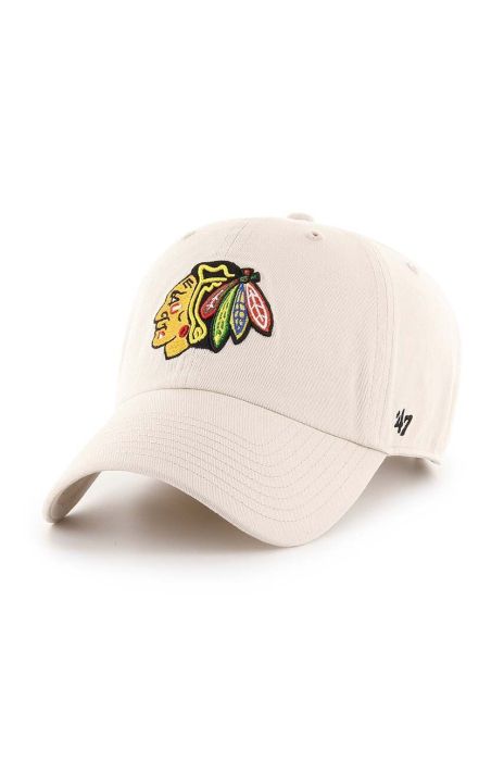 Бавовняна бейсболка 47brand NHL Chicago Blackhawks колір бежевий з аплікацією Бавовняна бейсболка 47brand NHL Chicago Blackhawks колір бежевий з аплікацією