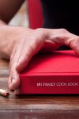 Luckies of London Кулінарна книга для нотаток Familly Cook Book колір барвистий Luckies of London Кулінарна книга для нотаток Familly Cook Book колір барвистий