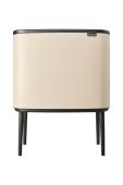 Смітник Brabantia Bo Touch Hi 3 x 11 L колір бежевий (2998372) Смітник Brabantia Bo Touch Hi 3 x 11 L колір бежевий (2998372)