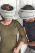 Багатофункціональна подушка Ostrichpillow Light колір блакитний (2876567) Багатофункціональна подушка Ostrichpillow Light колір блакитний (2876567)