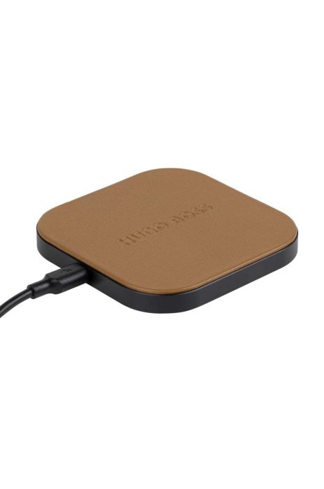 Бездротовий зарядний пристрій Hugo Boss Iconic колір барвистий (3460359) Бездротовий зарядний пристрій Hugo Boss Iconic колір барвистий (3460359)