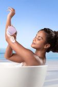 Звукова щітка для тіла FOREO LUNA™ 4 Body колір фіолетовий (3494540) Звукова щітка для тіла FOREO LUNA™ 4 Body колір фіолетовий (3494540)