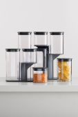 Joseph Joseph Набір контейнерів для зберігання з кришками Podium (5-pack) колір барвистий Joseph Joseph Набір контейнерів для зберігання з кришками Podium (5-pack) колір барвистий