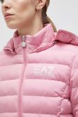 Куртка EA7 Emporio Armani жіноча колір рожевий перехідна (2895581) Куртка EA7 Emporio Armani жіноча колір рожевий перехідна (2895581)