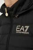 Куртка EA7 Emporio Armani жіноча колір чорний перехідна (2499348) Куртка EA7 Emporio Armani жіноча колір чорний перехідна (2499348)