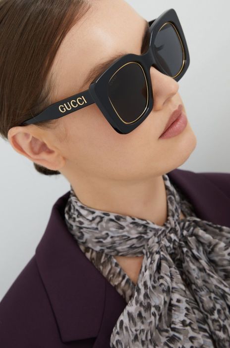 Сонцезахисні окуляри Gucci жіночі колір чорний (2475995) Сонцезахисні окуляри Gucci жіночі колір чорний (2475995)