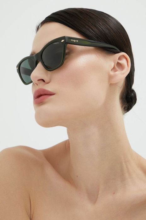 Сонцезахисні окуляри VOGUE жіночі колір зелений Сонцезахисні окуляри VOGUE жіночі колір зелений