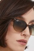 Сонцезахисні окуляри Ray-Ban жіночі колір коричневий (3644546) Сонцезахисні окуляри Ray-Ban жіночі колір коричневий (3644546)