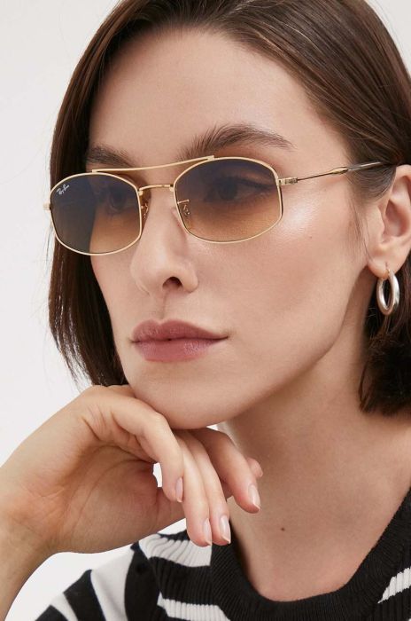 Сонцезахисні окуляри Ray-Ban жіночі колір бежевий Сонцезахисні окуляри Ray-Ban жіночі колір бежевий