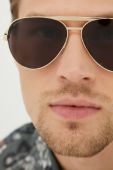 Сонцезахисні окуляри Gucci чоловічі колір золотий (2477338) Сонцезахисні окуляри Gucci чоловічі колір золотий (2477338)