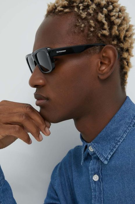 Сонцезахисні окуляри Burberry чоловічі колір чорний (2791957) Сонцезахисні окуляри Burberry чоловічі колір чорний (2791957)