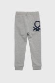 Дитячі бавовняні штани United Colors of Benetton колір сірий однотонні (2620467)