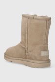 Дитячі замшеві чоботи UGG Classic II колір бежевий Дитячі замшеві чоботи UGG Classic II колір бежевий