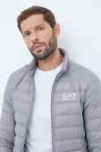 Пухова куртка EA7 Emporio Armani чоловіча колір сірий перехідна (3393386) Пухова куртка EA7 Emporio Armani чоловіча колір сірий перехідна (3393386)