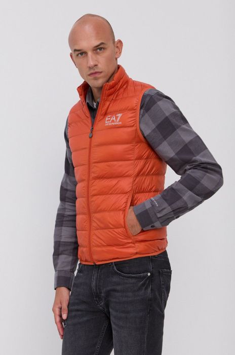Пухова безрукавка EA7 Emporio Armani чоловічий колір помаранчевий (2781496) Пухова безрукавка EA7 Emporio Armani чоловічий колір помаранчевий (2781496)