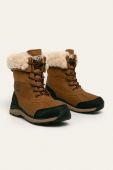 UGG Зимові чоботи Adirondack Boot III колір коричневий UGG Зимові чоботи Adirondack Boot III колір коричневий