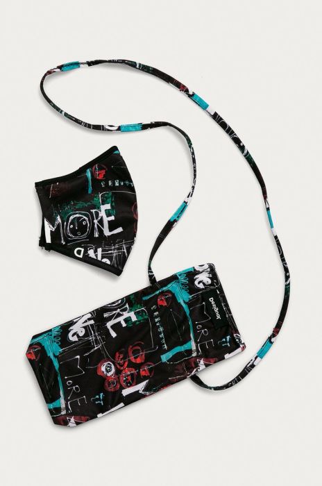 Desigual - Захисна маска колір чорний (712766) Desigual - Захисна маска колір чорний (712766)