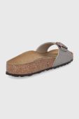 Шкіряні шльопанці Birkenstock Madrid жіночі колір золотий Narrow Width 1020632.Taupe-Taupe