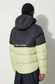 Куртка Helly Hansen чоловіча колір зелений зимова 53523-990 Куртка Helly Hansen чоловіча колір зелений зимова 53523-990