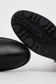 Шкіряні чоботи Love Moschino жіночі колір чорний на плоскому ходу