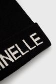 Шапка Coccinelle колір чорний Шапка Coccinelle колір чорний