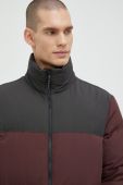 Пухова куртка Jack Wolfskin чоловіча колір бордовий зимова Пухова куртка Jack Wolfskin чоловіча колір бордовий зимова