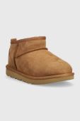 Дитячі замшеві чоботи UGG Classic Ultra Mini колір коричневий Дитячі замшеві чоботи UGG Classic Ultra Mini колір коричневий