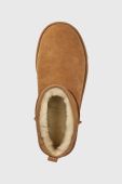 UGG Замшеві чоботи Classic Ultra Mini 1137391.CHE-CHE колір коричневий UGG Замшеві чоботи Classic Ultra Mini 1137391.CHE-CHE колір коричневий