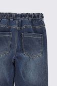 Дитячі джинси Coccodrillo колір темно-синій (2802363) Дитячі джинси Coccodrillo колір темно-синій (2802363)
