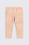 Дитячі спортивні штани Coccodrillo колір бежевий візерунок (2701669) Дитячі спортивні штани Coccodrillo колір бежевий візерунок (2701669)