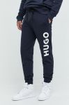 Бавовняні спортивні штани HUGO чоловічі колір синій з принтом Бавовняні спортивні штани HUGO чоловічі колір синій з принтом