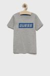 Дитяча бавовняна футболка Guess колір сірий з аплікацією (2609879) Дитяча бавовняна футболка Guess колір сірий з аплікацією (2609879)