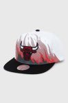 Бавовняна бейсболка Mitchell&Ness CHICAGO BULLS колір білий візерунок Бавовняна бейсболка Mitchell&Ness CHICAGO BULLS колір білий візерунок