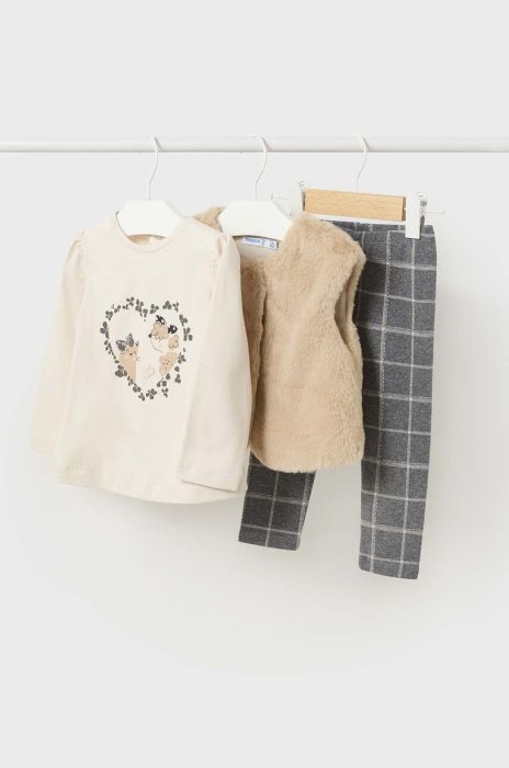 Комплект для немовлят Mayoral колір бежевий (3428976) Комплект для немовлят Mayoral колір бежевий (3428976)