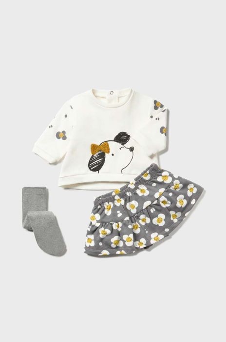 Комплект для немовлят Mayoral Newborn колір бежевий (3446103) Комплект для немовлят Mayoral Newborn колір бежевий (3446103)