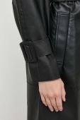 Шкіряний плащ Luisa Spagnoli жіночий колір чорний перехідний Шкіряний плащ Luisa Spagnoli жіночий колір чорний перехідний