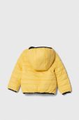 Дитяча двостороння куртка Guess колір жовтий (3613993) Дитяча двостороння куртка Guess колір жовтий (3613993)