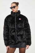 Куртка Tommy Jeans жіноча колір чорний зимова oversize (3647998) Куртка Tommy Jeans жіноча колір чорний зимова oversize (3647998)