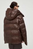 Пухова куртка MMC STUDIO Ilona жіноча колір коричневий зимова oversize (3530761) Пухова куртка MMC STUDIO Ilona жіноча колір коричневий зимова oversize (3530761)