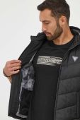 Безрукавка Guess чоловічий колір чорний зимовий Безрукавка Guess чоловічий колір чорний зимовий