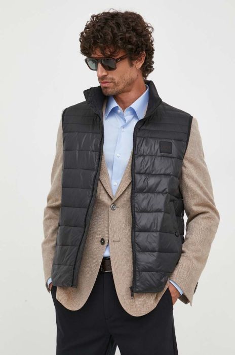 Безрукавка Boss Orange BOSS ORANGE чоловіча колір чорний перехідна Безрукавка Boss Orange BOSS ORANGE чоловіча колір чорний перехідна