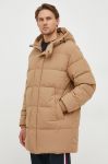 Пухова куртка United Colors of Benetton чоловіча колір бежевий зимова Пухова куртка United Colors of Benetton чоловіча колір бежевий зимова