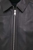 Шкіряна куртка BOSS чоловіча колір чорний перехідна (3621844) Шкіряна куртка BOSS чоловіча колір чорний перехідна (3621844)