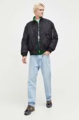 Куртка-бомбер Vertere Berlin чоловічий колір чорний зимова oversize Куртка-бомбер Vertere Berlin чоловічий колір чорний зимова oversize