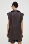 Шкіряний жилет Gestuz колір коричневий однобортний Шкіряний жилет Gestuz колір коричневий однобортний